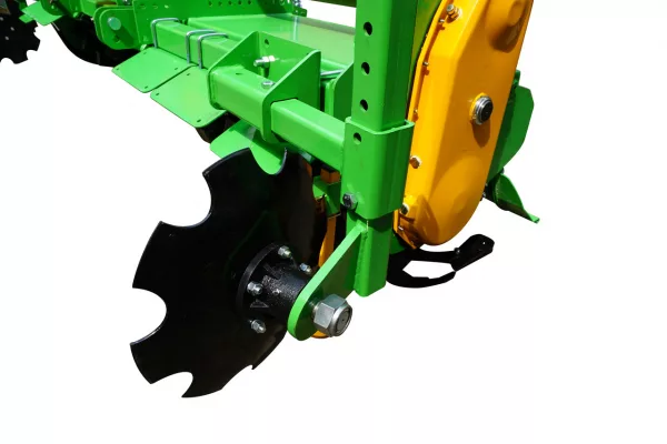 Victory HTLX - schwere Hochleistungs-Bodenfräse für 70-140 PS Traktor